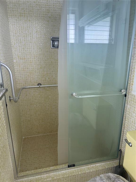 Building Photo - 775 John Ringling Blvd