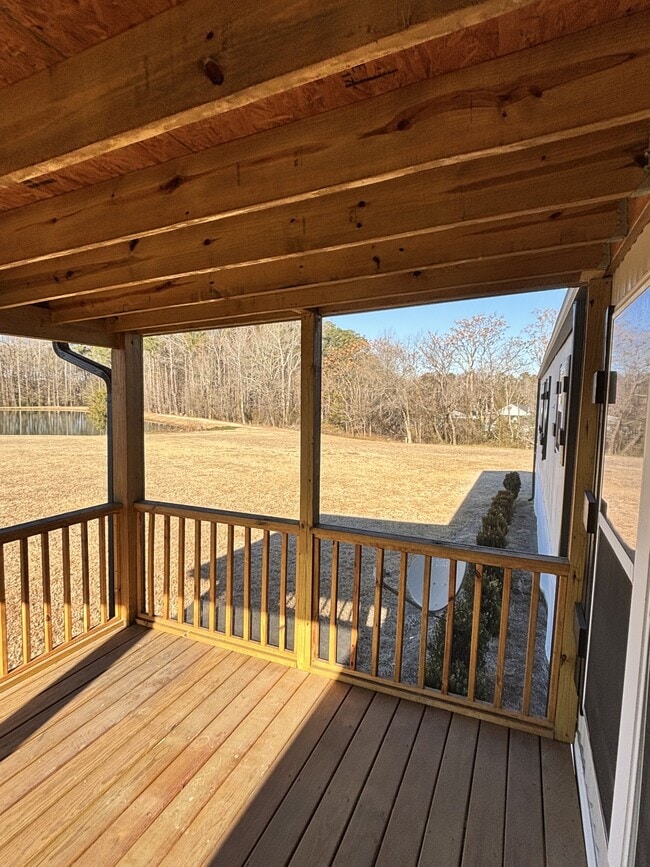 Building Photo - 828 Woodall Dairy Rd