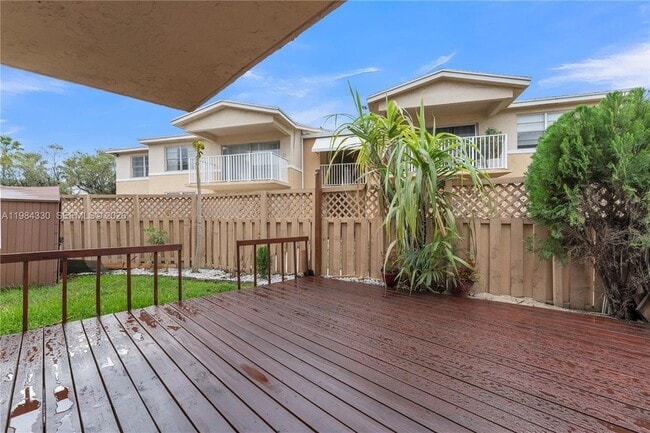 Building Photo - 4540 NW 79th Ave