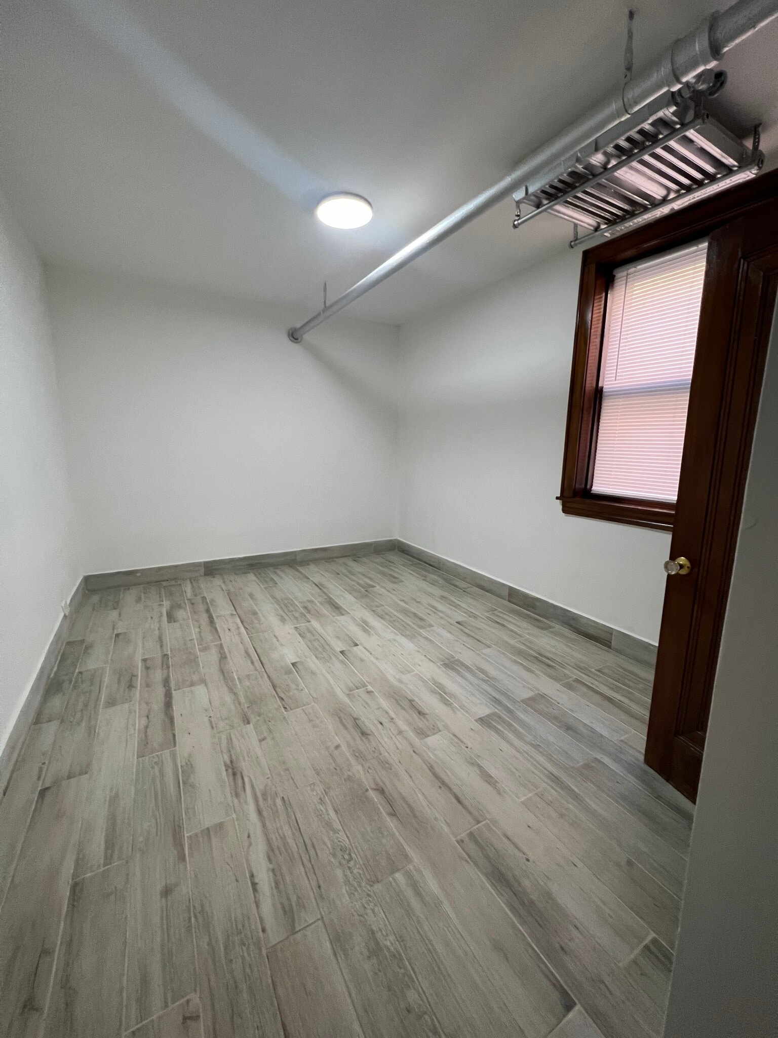 Bedroom - 3025 N Parkside Ave