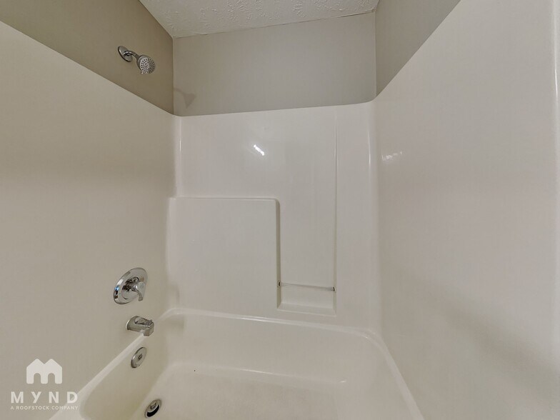 Building Photo - 440 Scotts Creek Trail