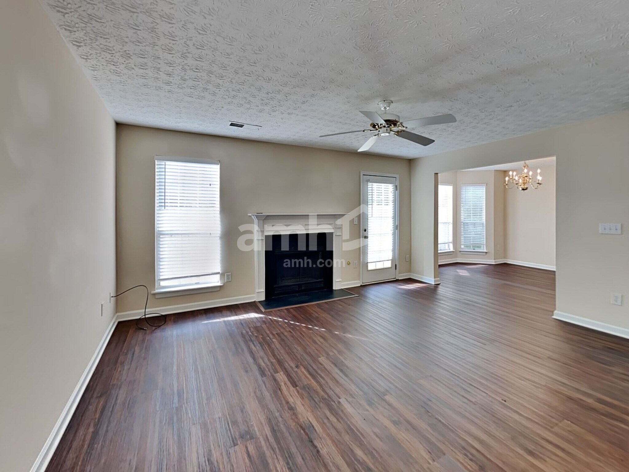 Building Photo - 170 Taggart Run NW