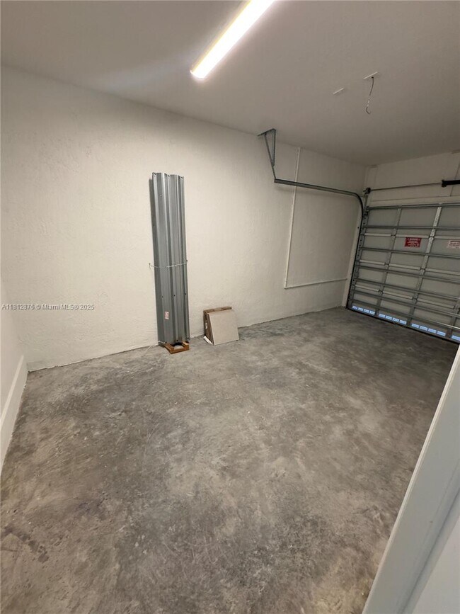 Building Photo - 184 SW 184th Way