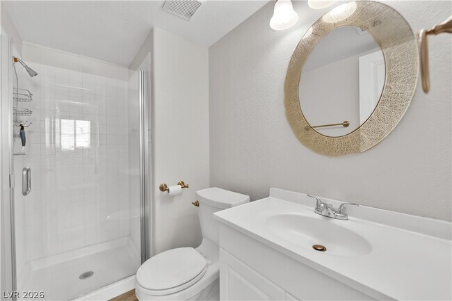 Building Photo - 8112 Tropic Isle Cir