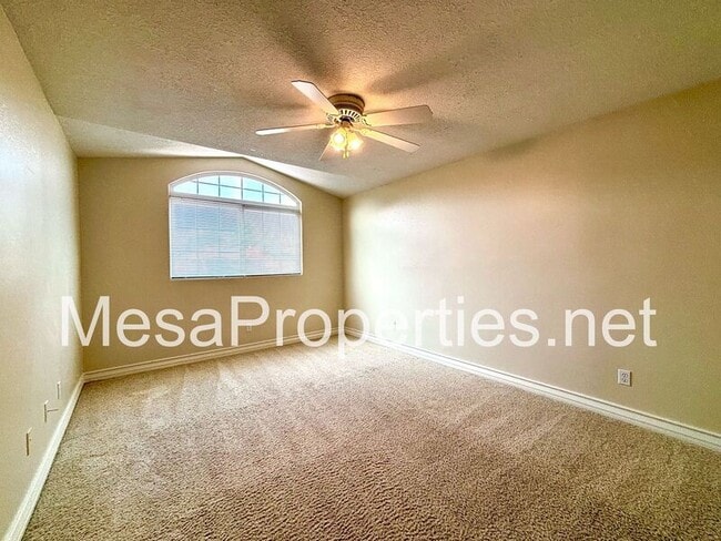 Building Photo - 13605 Spring Valley Pkwy