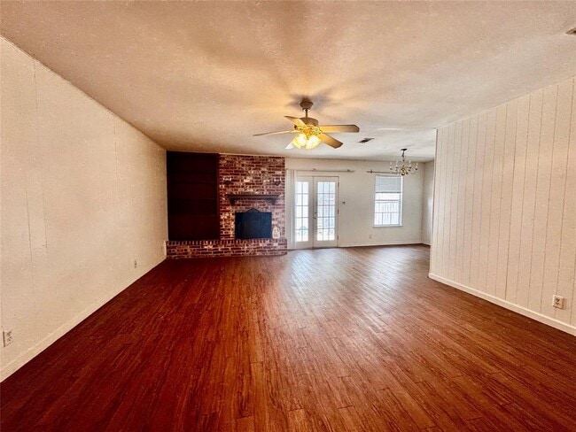 Building Photo - 4713 Sagebrush Trail