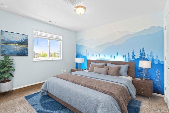 Building Photo - 11684 Park S Loop