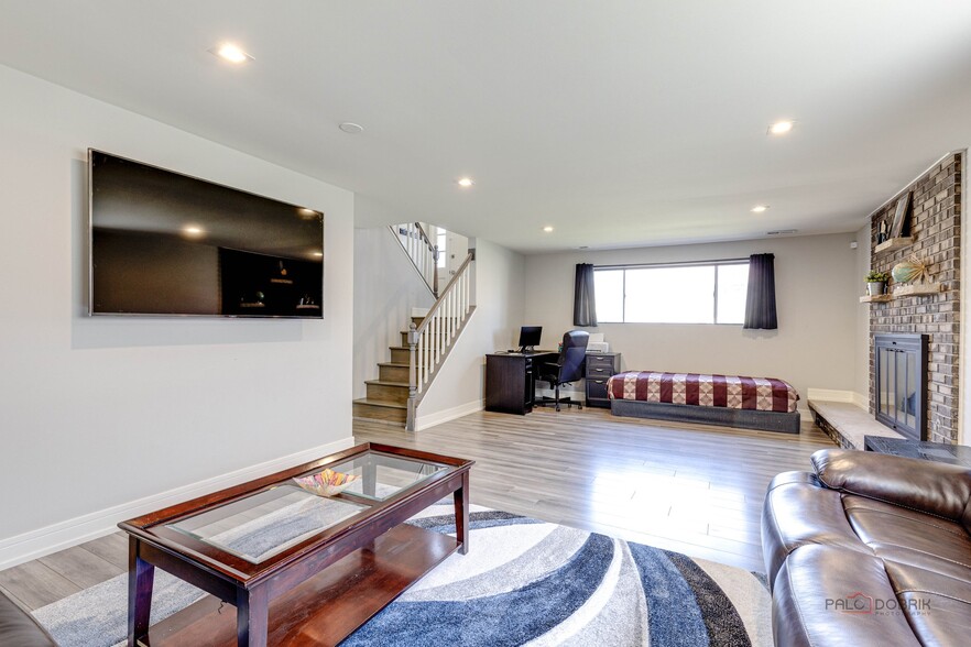 Building Photo - 1171 Saylesville Ln