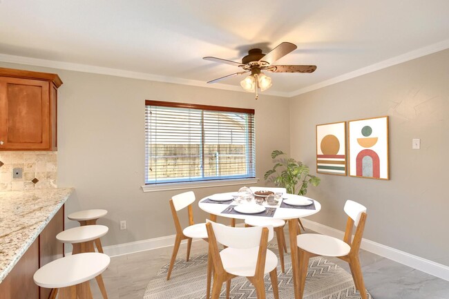 Building Photo - Sensational Prestonwood home with outdoor ...