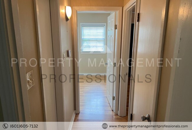 Building Photo - 1258 Deerfield Ln