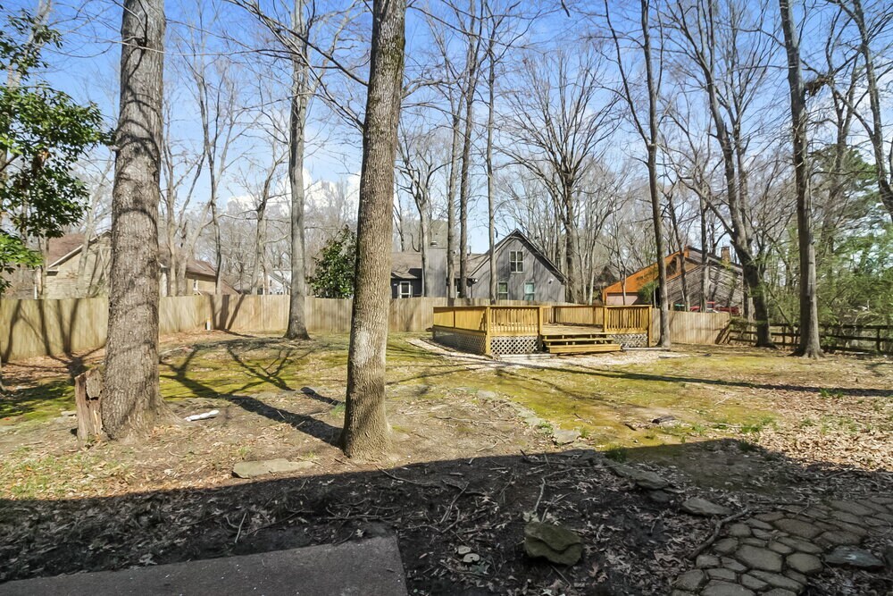 Building Photo - 399 Reksten Cove