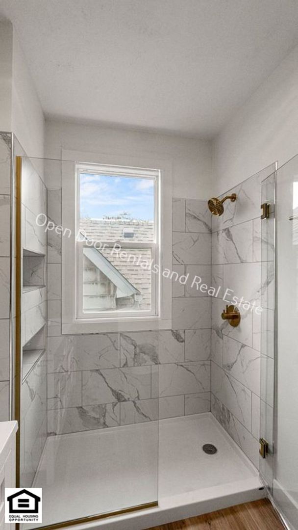 Building Photo - 1209 Rivermet Ave