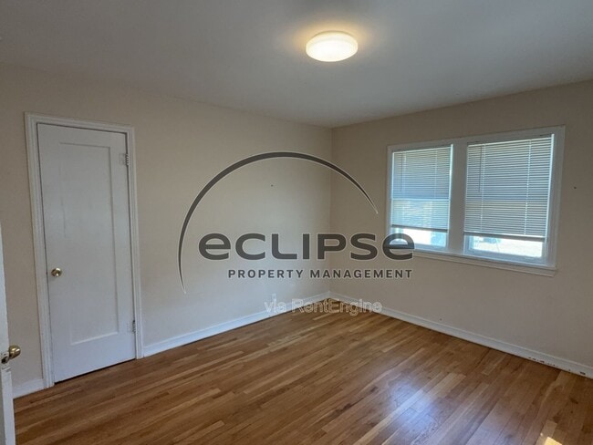 Building Photo - 1250 Orchard Ave