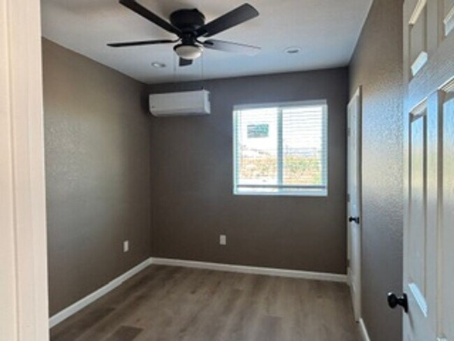Building Photo - Charming Bear Valley Springs Home With A View!