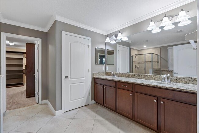 Building Photo - 19342 Paddock View Dr