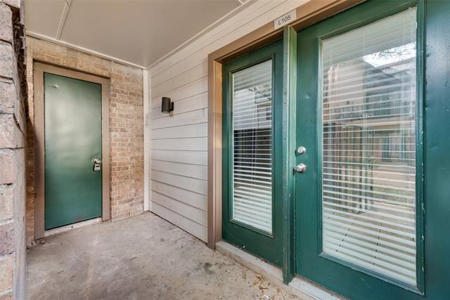 Building Photo - 2307 Balsam Dr