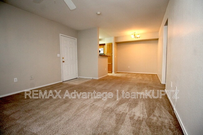 Building Photo - 45 Maleena Mesa St