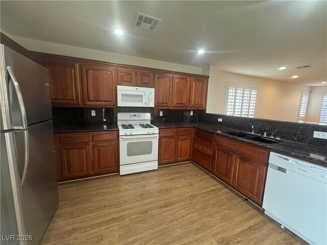 Building Photo - 9983 Alder Springs Ct