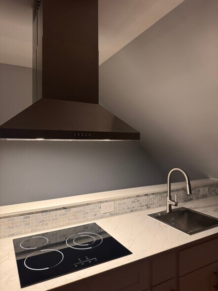 Building Photo - 2154 Braswell Ln