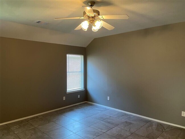 Building Photo - 14019 Concord Meadow Ln