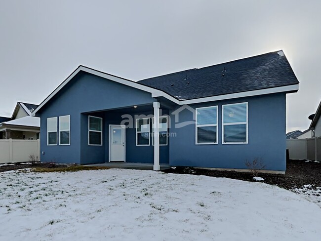 Building Photo - 108 E Sicily Dr