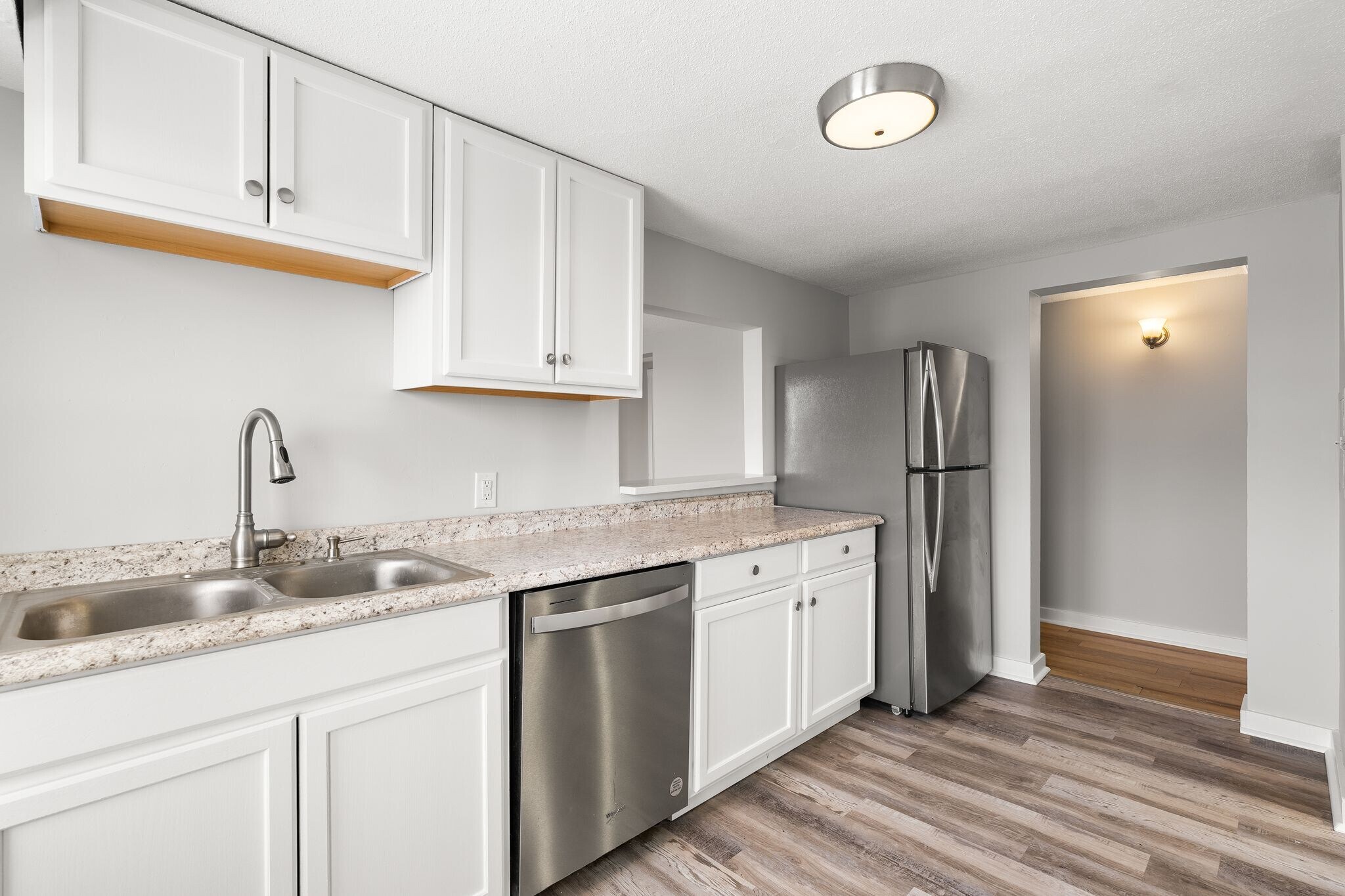 Building Photo - 25 Porter St