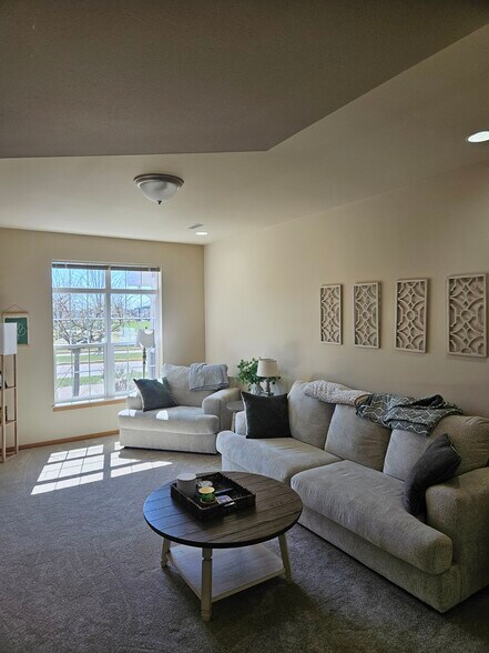 Living Room - 4868 Innovation Dr
