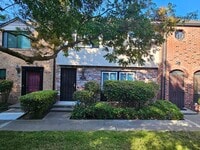 Building Photo - 1394 N Loop Dr