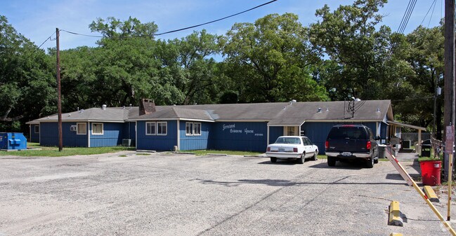 Primary Photo - 25 Anderson Rd