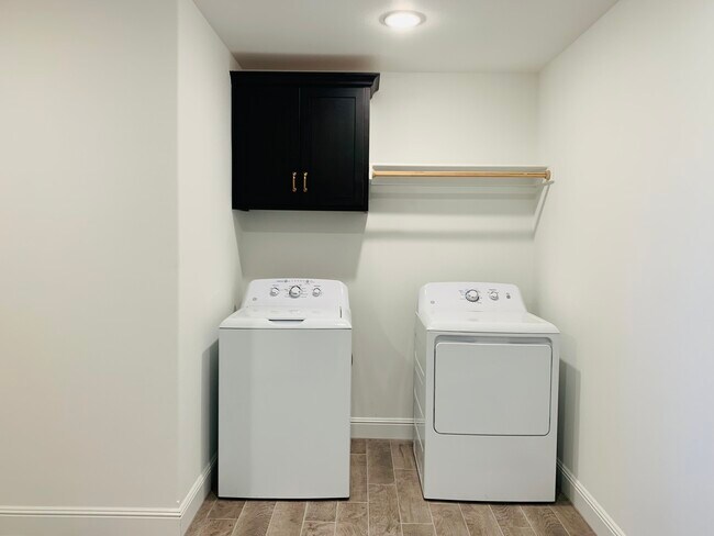 Building Photo - 2150 Tallgrass Ter