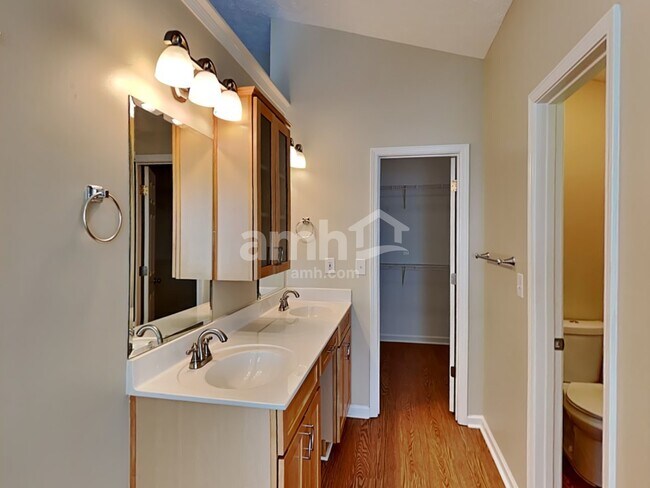 Building Photo - 4620 English Oaks Ln NW