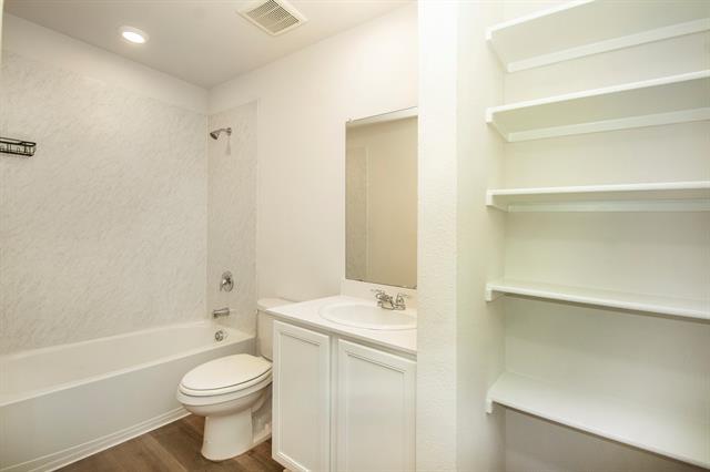 Building Photo - 319 Vitex Dr