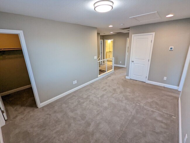 Building Photo - 6448 Earl Pike Ct