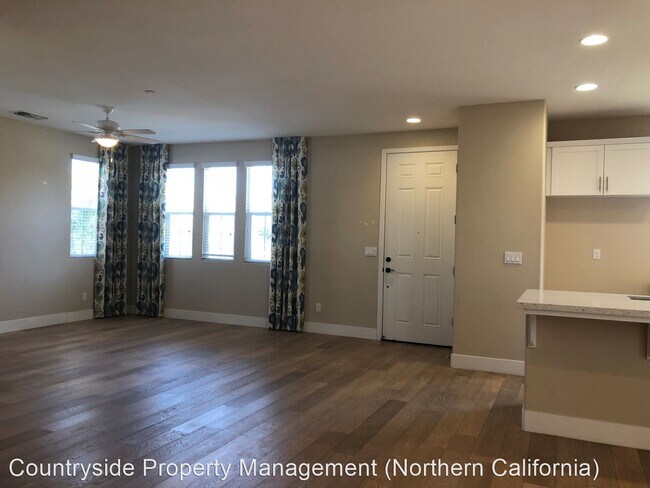 Building Photo - 3 br, 2.5 bath House - 9301 Vintner Circle
