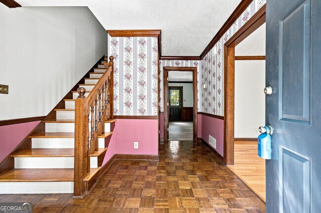 Building Photo - 965 Millbrook Ct
