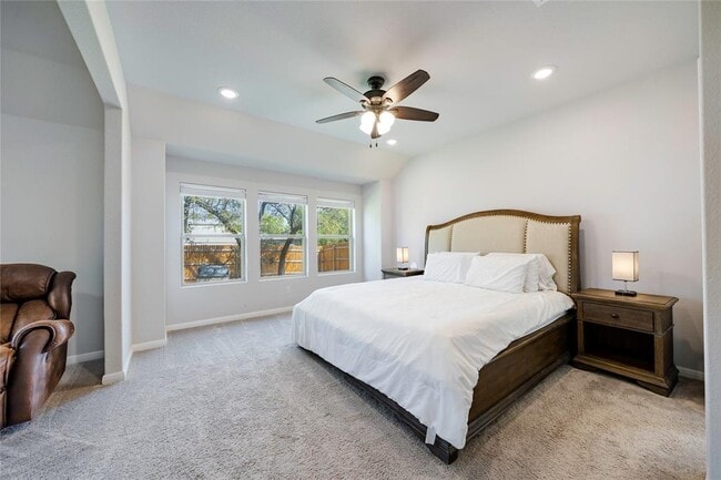 Building Photo - 2021 Cartway Ct