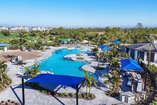 Building Photo - 12180 Wellen Golf St