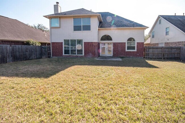 Building Photo - 17414 Big Oaks Grove