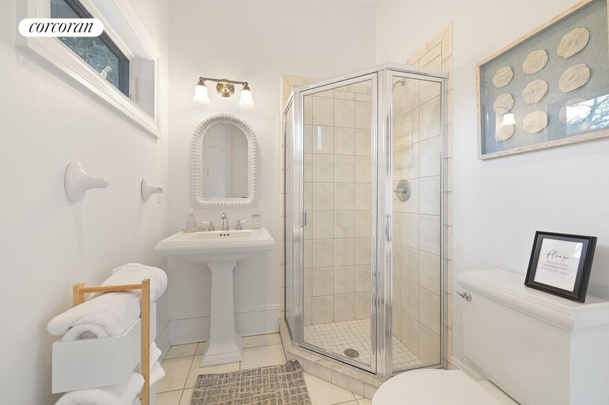 Building Photo - 17 Oceanview Dr