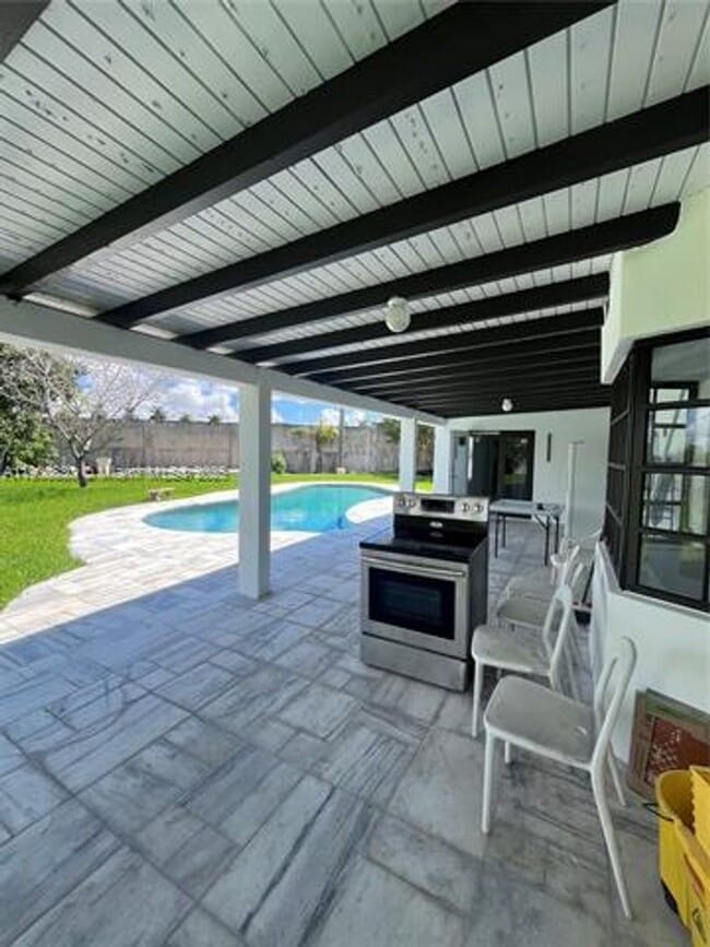 Building Photo - 11755 SW 37th St