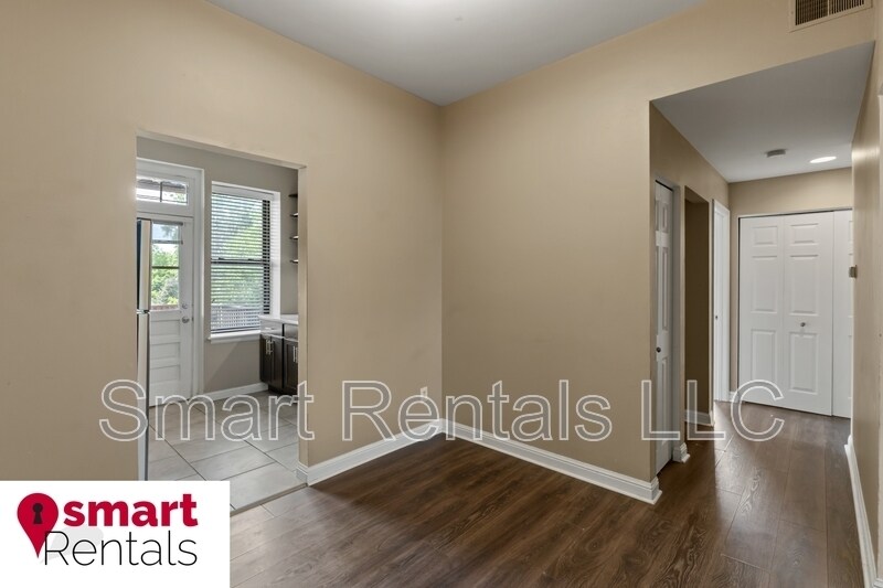 Building Photo - 2161 Thurman Ave