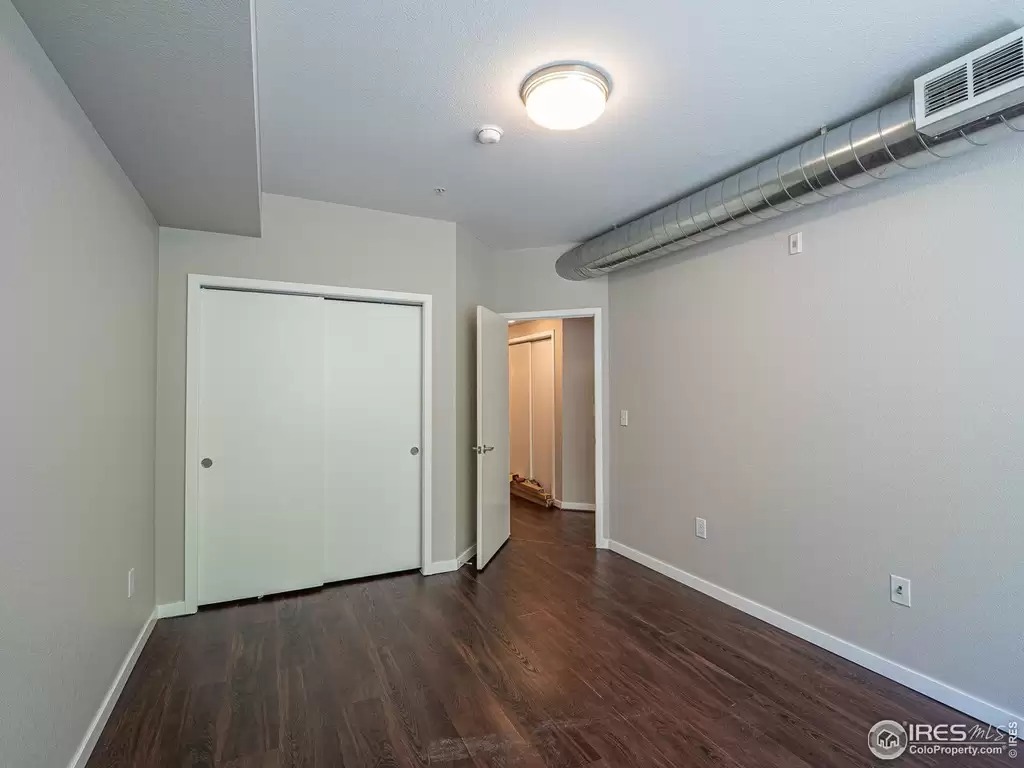 Back bedroom - 2850 E College Ave