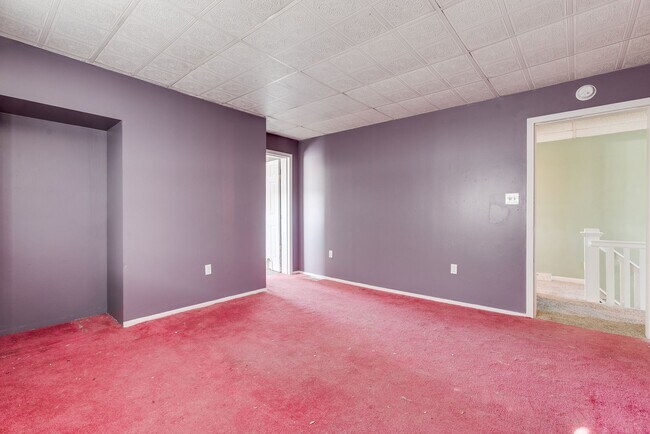 Building Photo - AVAILABLE NOW! 3 bed, 2 bath AMAZING House in Allentown!!!