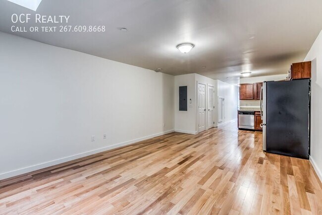 Building Photo - 4122 Haverford Ave