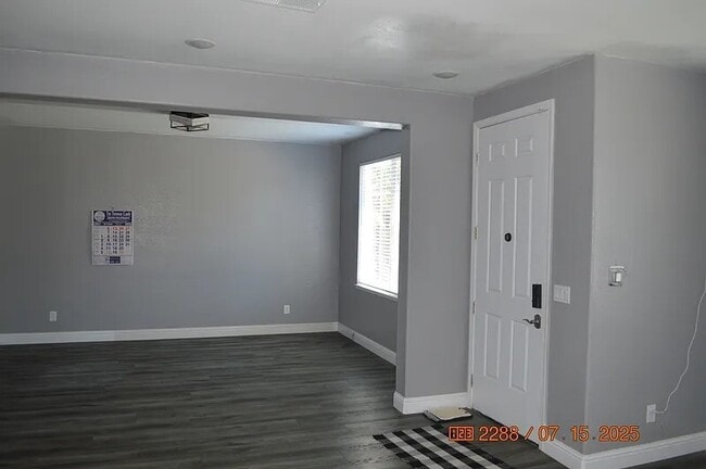 Building Photo - 249 Damara Ct