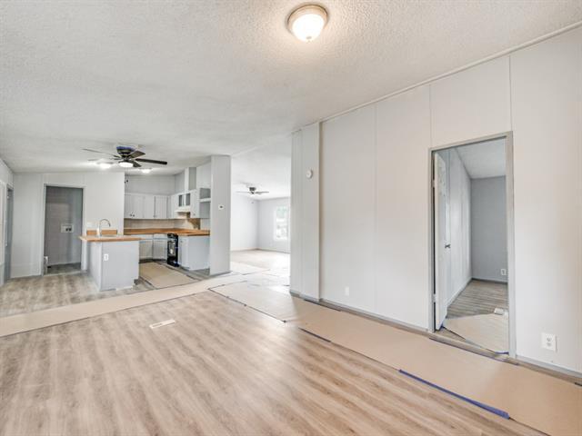 Building Photo - 6205 N Highland Cir