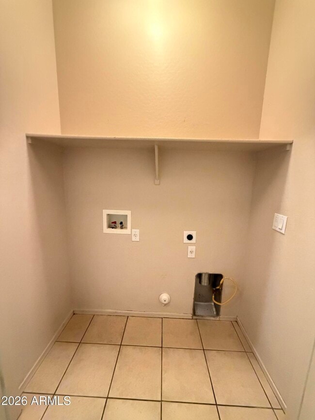 Building Photo - 830 Corazon Ln
