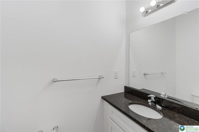 Building Photo - 306 Barber St