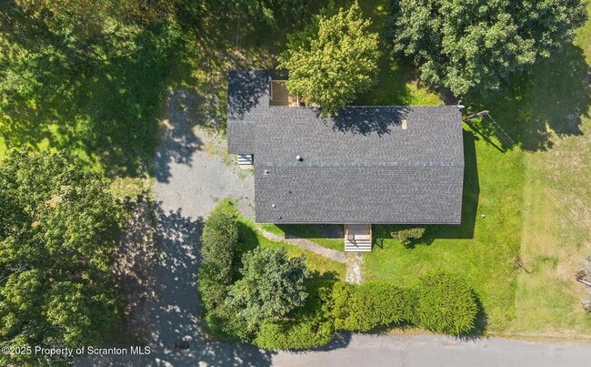 Primary Photo - 720 Edgebrook Dr