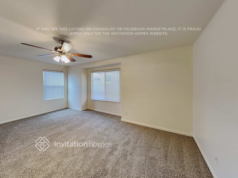 Building Photo - 1383 S Ponderosa Dr